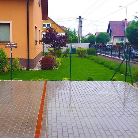 Affittacamere Privat Velvet Turčianske Teplice Esterno foto